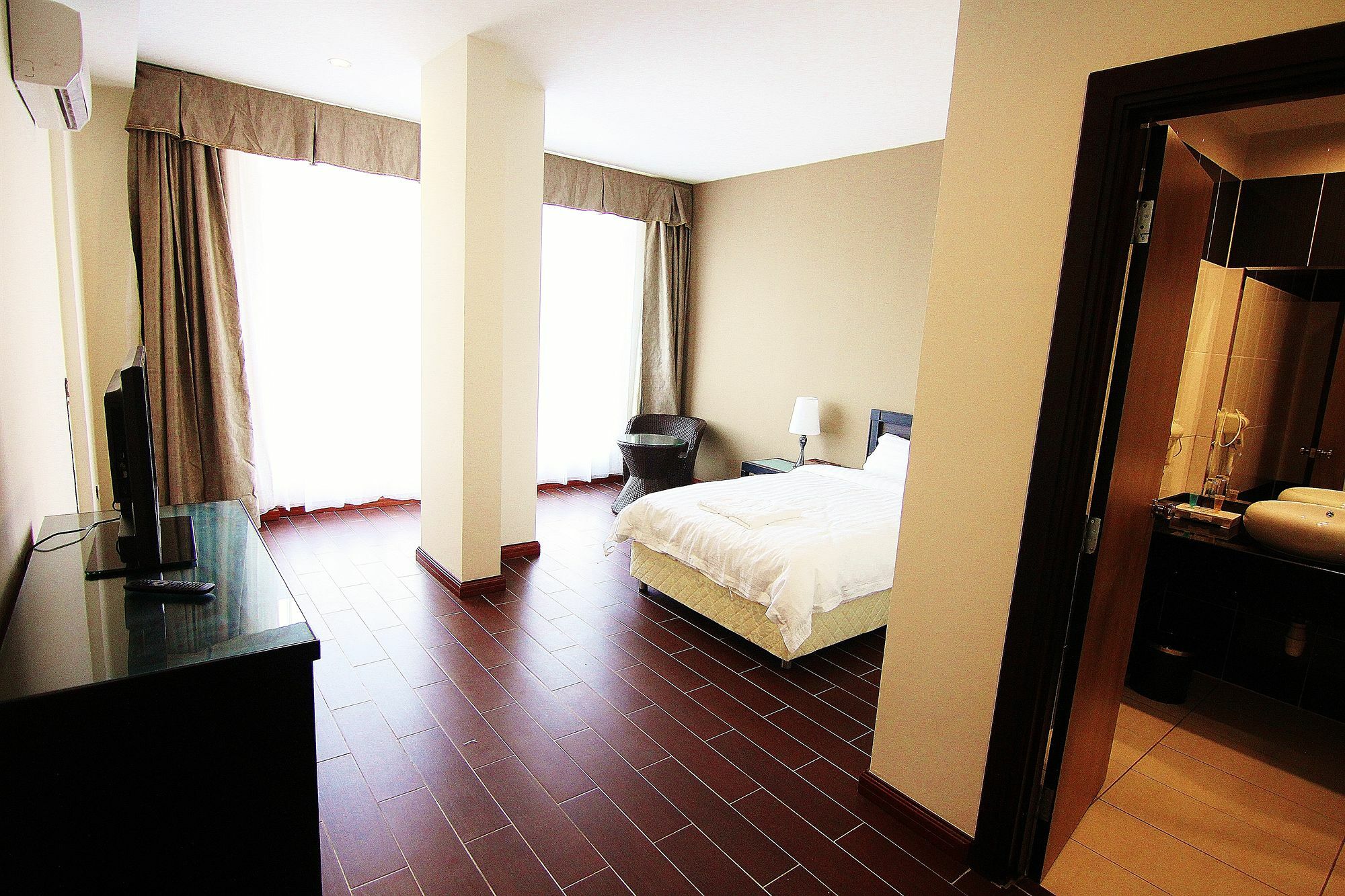 Putatan Platinum Hotel Kota Kinabalu Eksteriør bilde